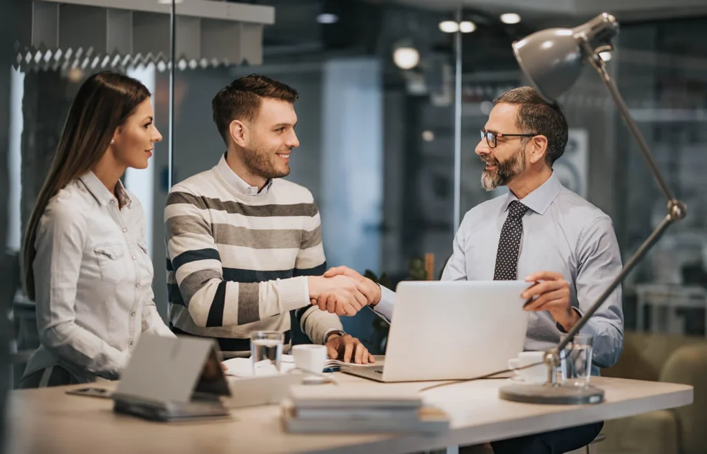 Reasons Why Cash Offers Are Better For Sellers