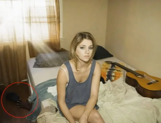 As Soon As His Wife Sent Him This Picture, This Marine Filed For Divorce