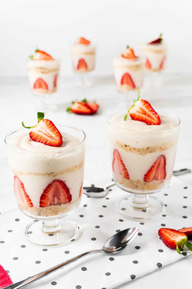 40 Berry Dessert Recipes That Melt in Your Mouth and Leave You Wanting Another Bite 40 Berry Dessert Recipes That Melt in Your Mouth and Leave You Wanting Another Bite