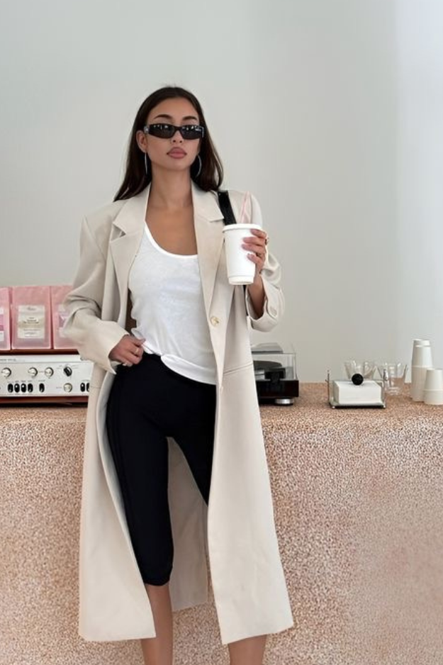 19 Capri Outfits That Actually Feel Stylish Again (Not Stuck in the Past)