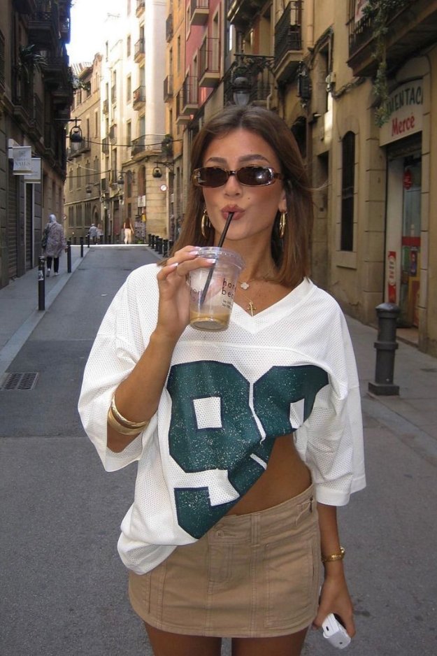 14 Cargo Skirt Outfits That Actually Make This Trend Work