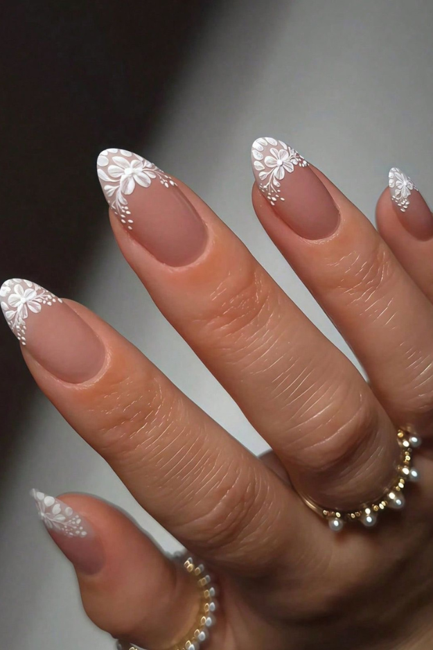17 Classy Engagement Nails That Feel Elegant, Timeless, and Just a Little Bit Special