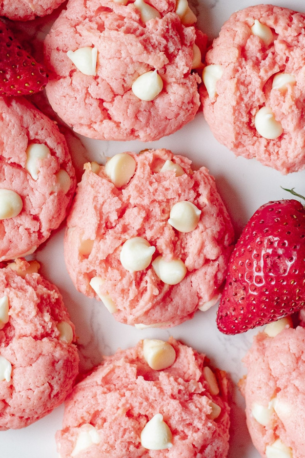 26 Strawberry Desserts That Are Almost Too Pretty to Eat (Almost)
