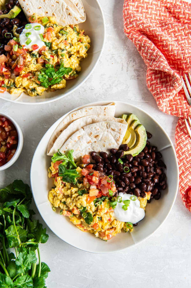 20 High Fiber Breakfast Ideas That Don’t Leave You Hungry an Hour Later 20 High Fiber Breakfast Ideas That Don’t Leave You Hungry an Hour Later