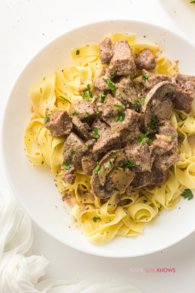 Slow Cooker Beef Stroganoff That Feels Like a Reward After a Long Day Slow Cooker Beef Stroganoff That Feels Like a Reward After a Long Day