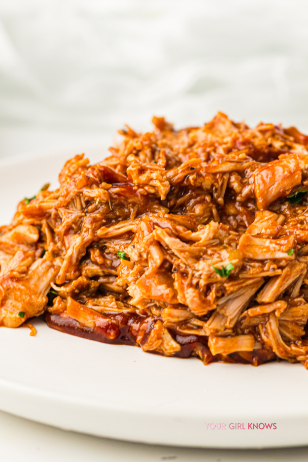 This Slow Cooker BBQ Pulled Pork Tastes Like It Came From a Smokehouse