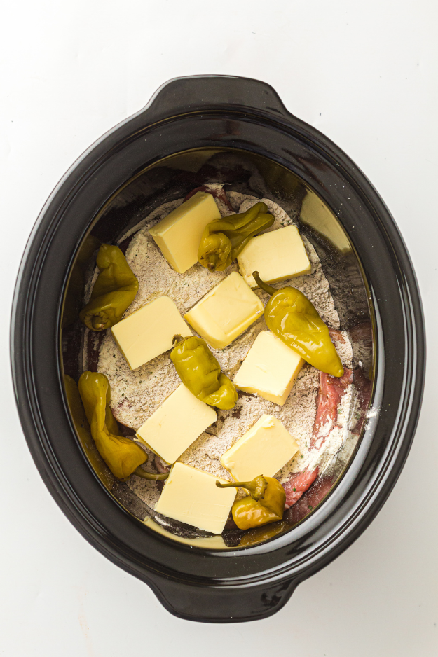The Slow Cooker Mississippi Pork Roast You Make on Busy Days (and Still Win Dinner)