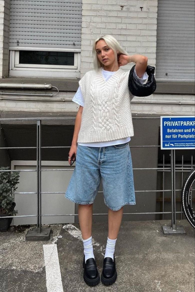 26 Jorts Outfits That Feel Effortless, Casual, and Just the Right Amount of Cool