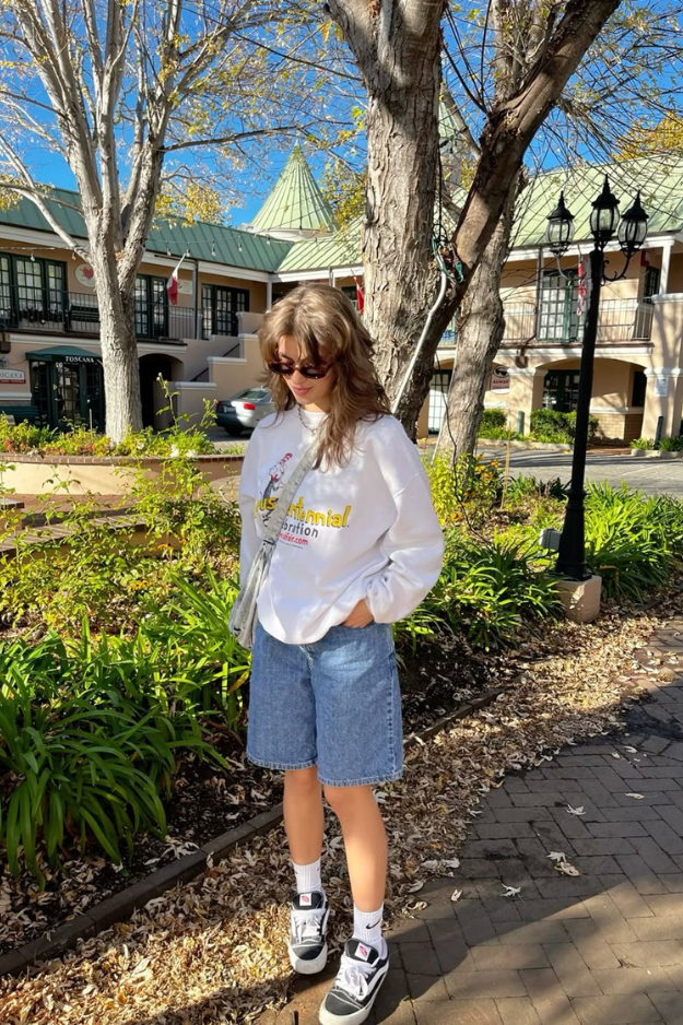 26 Jorts Outfits That Feel Effortless, Casual, and Just the Right Amount of Cool