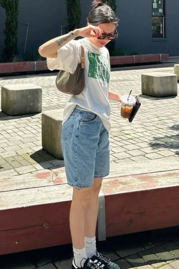 26 Jorts Outfits That Feel Effortless, Casual, and Just the Right Amount of Cool