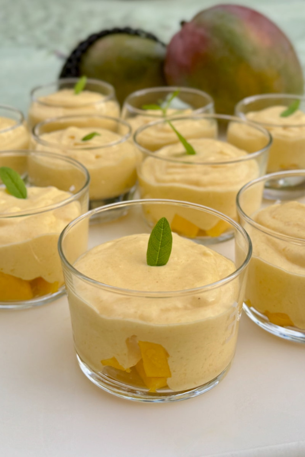 18 No Bake Summer Desserts for When It’s Too Hot to Even Think About Turning on the Oven 18 No Bake Summer Desserts for When It’s Too Hot to Even Think About Turning on the Oven