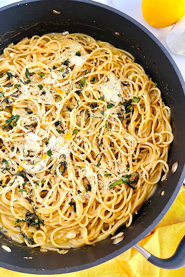 19 30-Minute Dinner Ideas for Nights When You Want Good Food Fast (and No Stress) 19 30-Minute Dinner Ideas for Nights When You Want Good Food Fast (and No Stress)