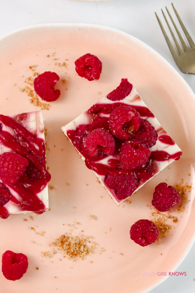 The Only Raspberry Cheesecake Bars Recipe You’ll Need From Now On The Only Raspberry Cheesecake Bars Recipe You’ll Need From Now On