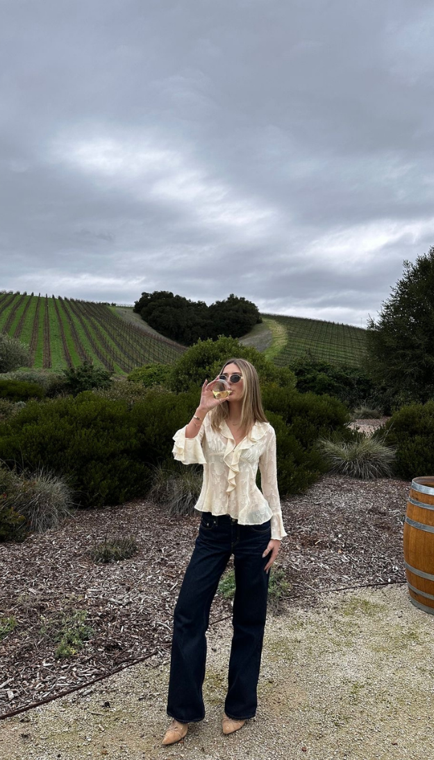 24 Cute Summer Winery Outfits Perfect for Picnics, Rosé, and Golden Hour Views