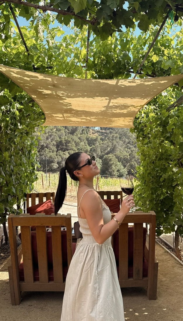 24 Cute Summer Winery Outfits Perfect for Picnics, Rosé, and Golden Hour Views