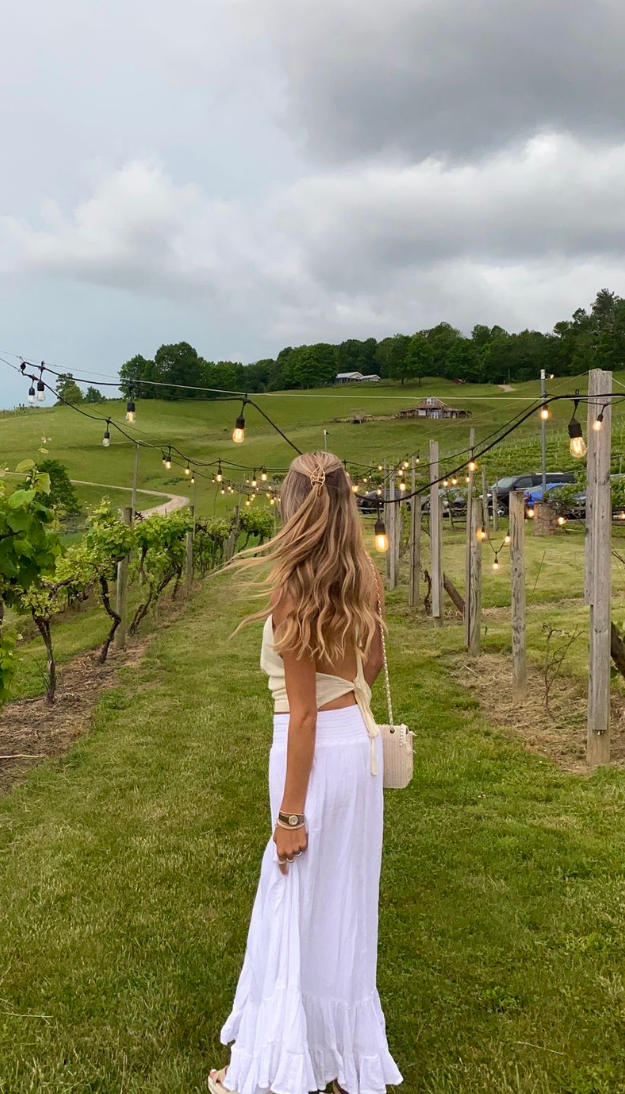 24 Cute Summer Winery Outfits Perfect for Picnics, Rosé, and Golden Hour Views