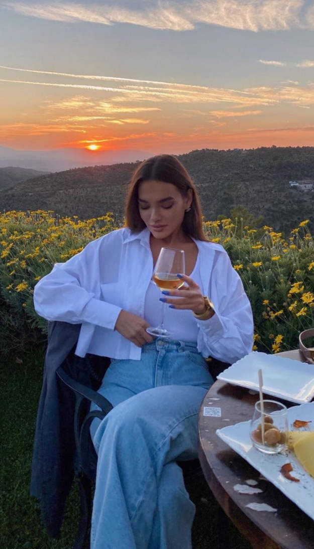 24 Cute Summer Winery Outfits Perfect for Picnics, Rosé, and Golden Hour Views