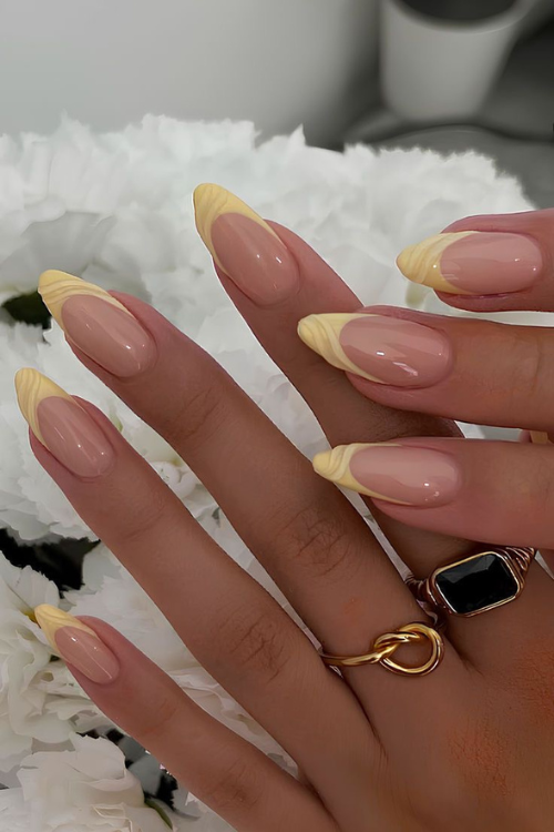 30 Simple Summer Nails That Make Your Hands Look Instantly Ready for Vacation