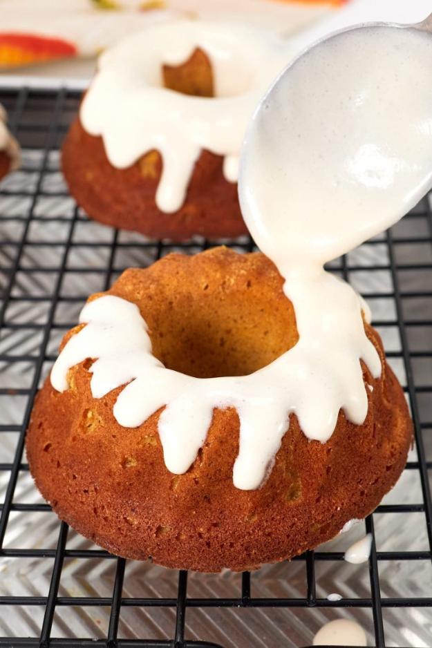 20 Mini Cake Recipes That Are Almost Too Cute to Eat (But Way Too Delicious to Resist) 20 Mini Cake Recipes That Are Almost Too Cute to Eat (But Way Too Delicious to Resist)