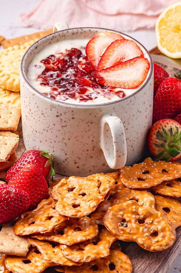 15 Easy Mug Recipes for When You Need Dessert in Under 5 Minutes 15 Easy Mug Recipes for When You Need Dessert in Under 5 Minutes