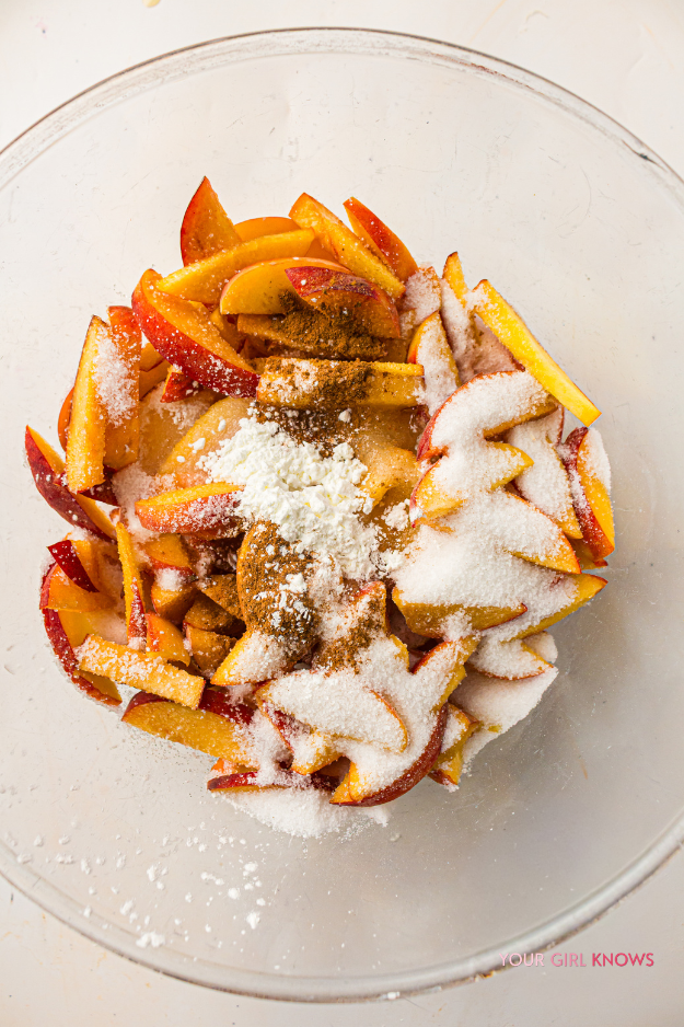 This Buttery Peach Cobbler Has the Internet Completely Obsessed