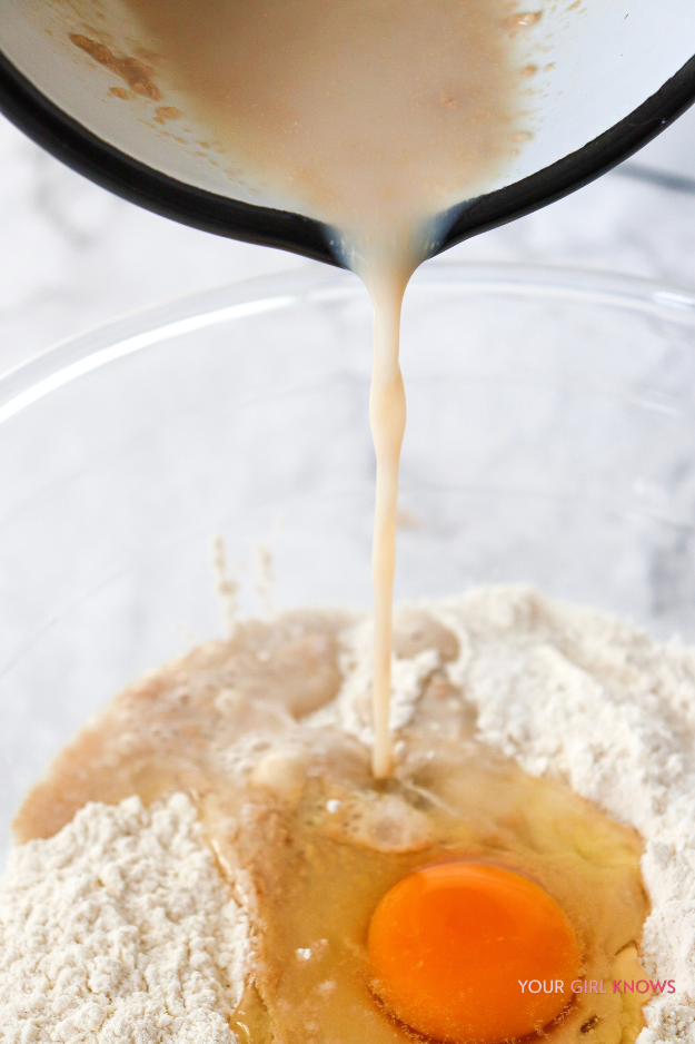 Easy Homemade Cinnamon Rolls That Taste Better Than a Bakery