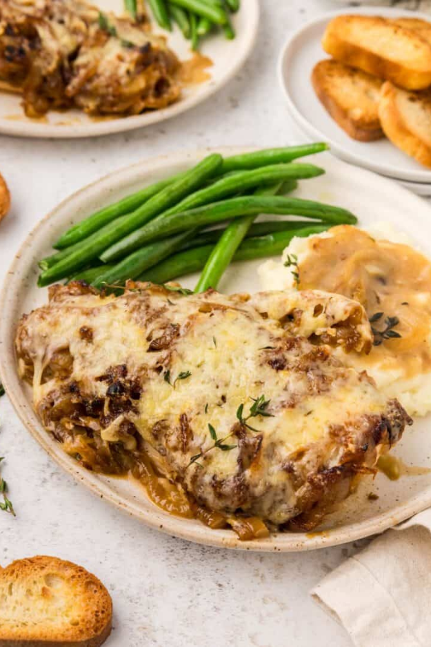 25 Easy yet Low Calorie Recipes That Don’t Feel Like Diet Food (Keeps You Full and Satisfied All Day)