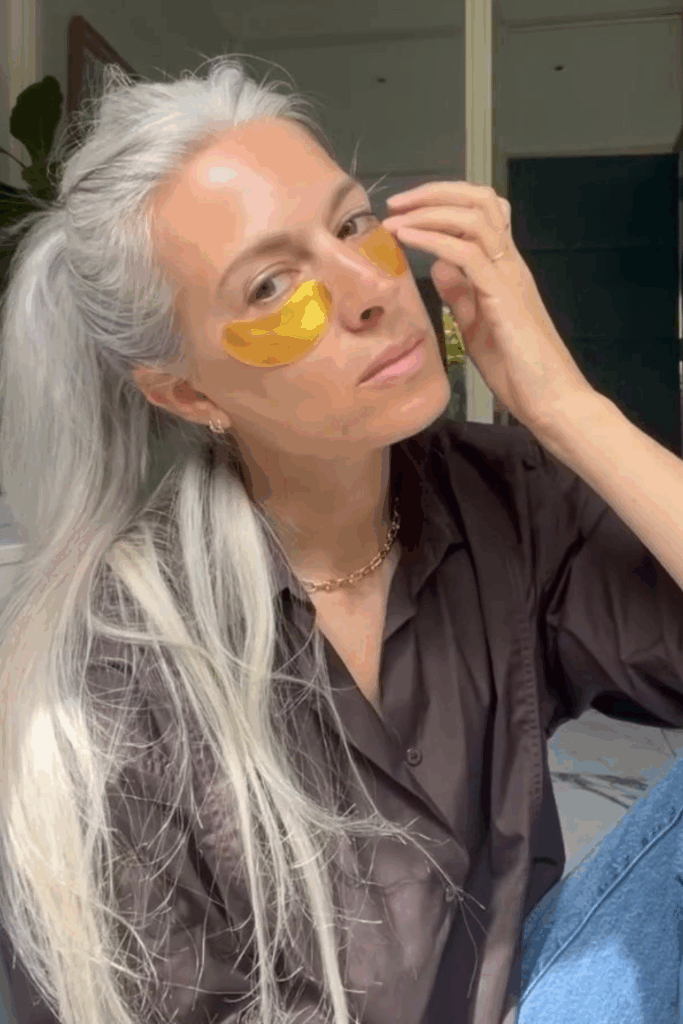 12 Beauty Secrets for Aging Gracefully (That Actually Work) 12 Beauty Secrets for Aging Gracefully (That Actually Work)