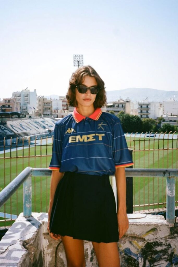 polo jersey + pleated mini skirt