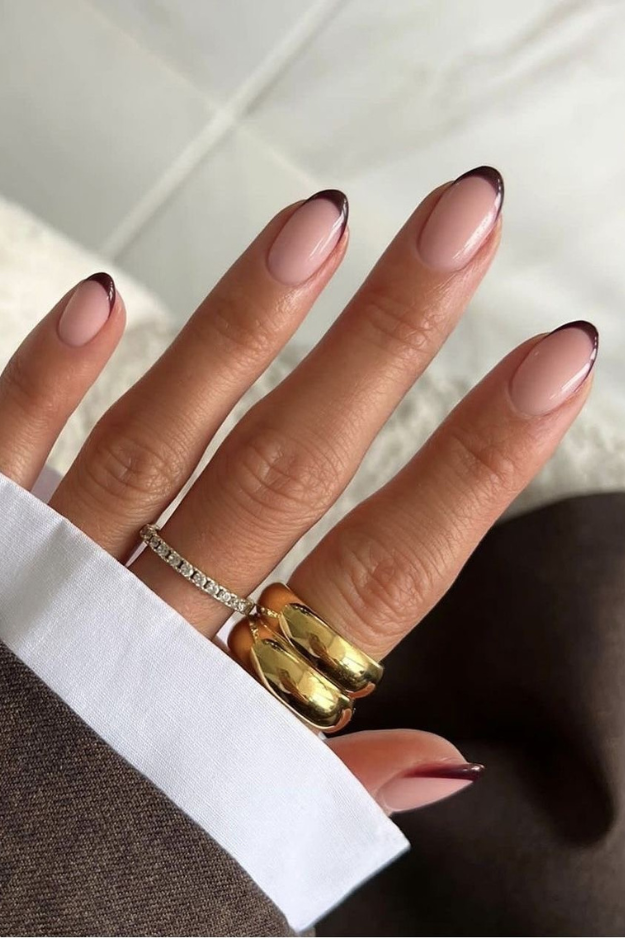 24 Dreamy Short Almond Nails That Feel Soft and Luxurious 24 Dreamy Short Almond Nails That Feel Soft and Luxurious