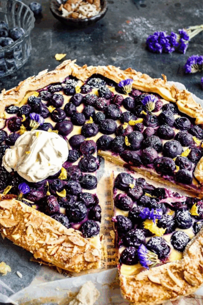 28 Easy Blueberry Recipes Everyone’s Baking, Blending, and Obsessing Over 28 Easy Blueberry Recipes Everyone’s Baking, Blending, and Obsessing Over