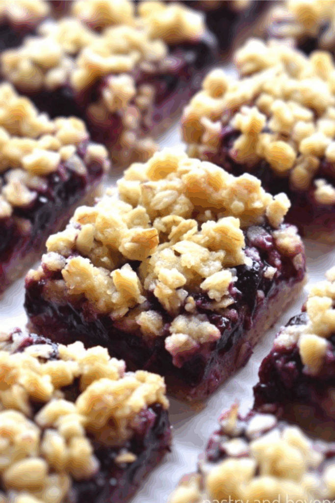 28 Easy Blueberry Recipes Everyone’s Baking, Blending, and Obsessing Over 28 Easy Blueberry Recipes Everyone’s Baking, Blending, and Obsessing Over