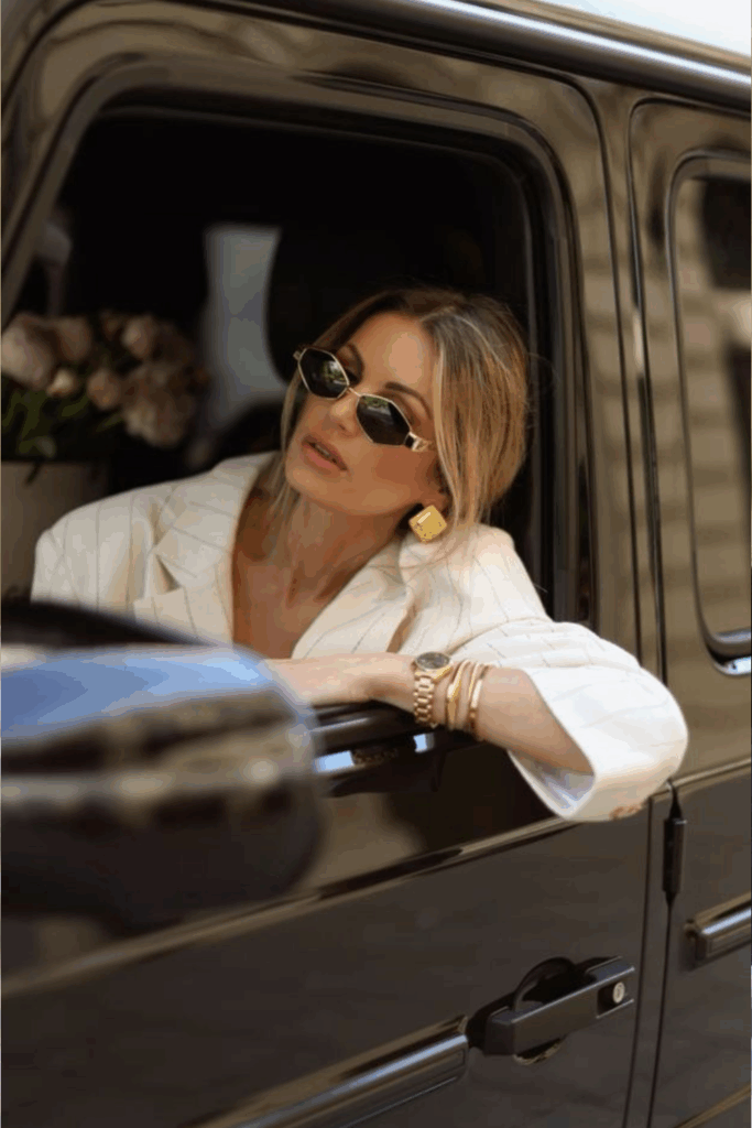 7 Life-Upgrading Habits for Women in Their 30s & 40s 7 Life-Upgrading Habits for Women in Their 30s & 40s