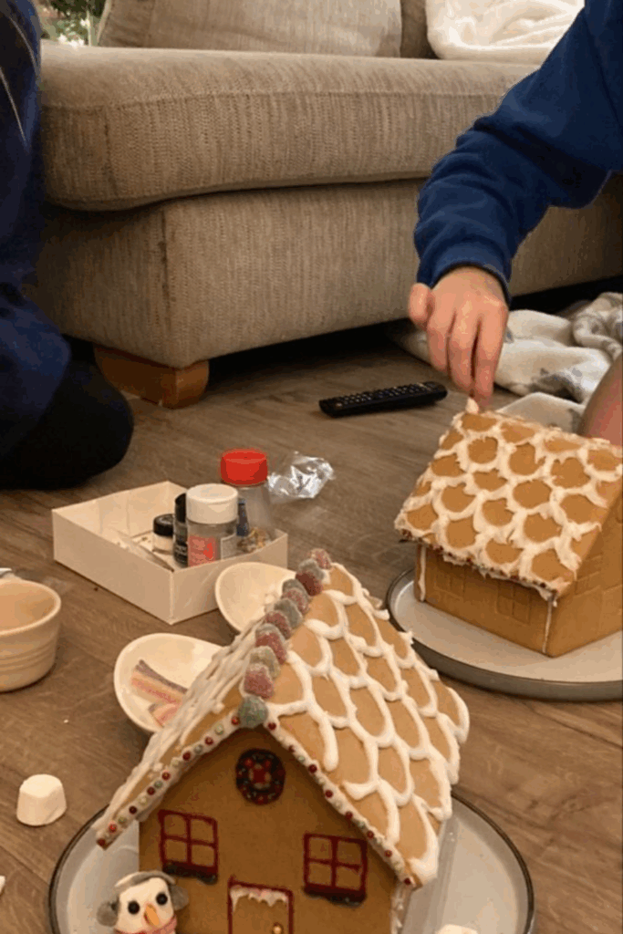 43 Christmas Date Ideas That Feel Straight Out of a Holiday Movie 43 Christmas Date Ideas That Feel Straight Out of a Holiday Movie
