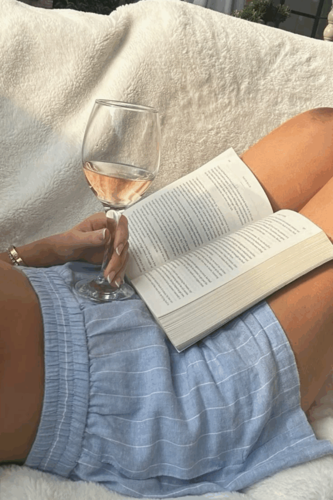 26 Hot Girl Habits That Make You Glow From the Inside Out 26 Hot Girl Habits That Make You Glow From the Inside Out