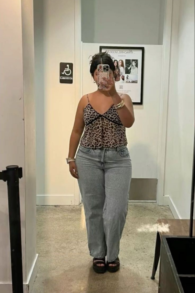 16 Style Secrets Every Short and Curvy Girl Needs to Know to Look 10x More Confident 16 Style Secrets Every Short and Curvy Girl Needs to Know to Look 10x More Confident