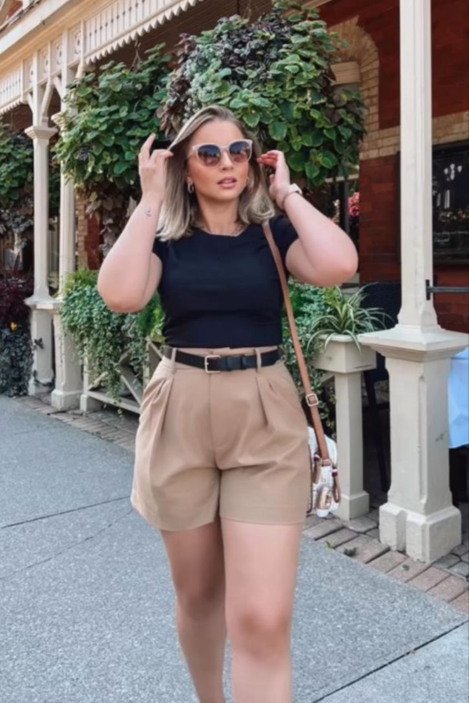 16 Style Secrets Every Short and Curvy Girl Needs to Know to Look 10x More Confident 16 Style Secrets Every Short and Curvy Girl Needs to Know to Look 10x More Confident