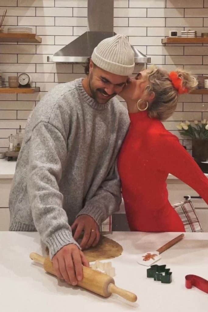 21 New Year’s Eve Traditions for Couples Who Want More Than Just a Kiss 21 New Year’s Eve Traditions for Couples Who Want More Than Just a Kiss