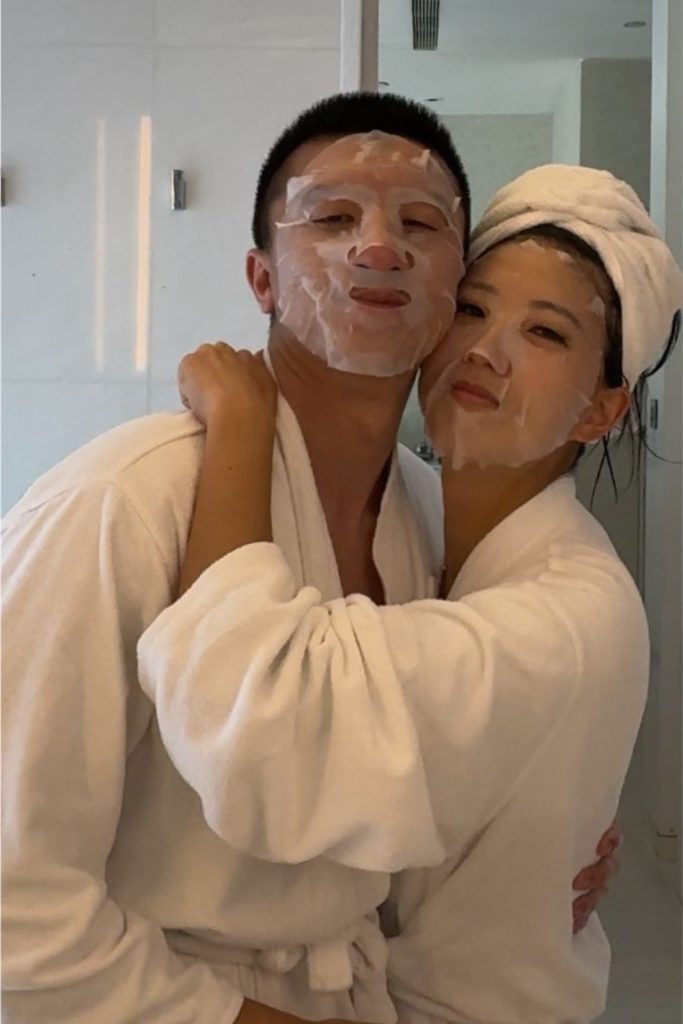 14 Romantic Low Cost Activities for Couples To Fall In Love Without Falling Broke 14 Romantic Low Cost Activities for Couples To Fall In Love Without Falling Broke
