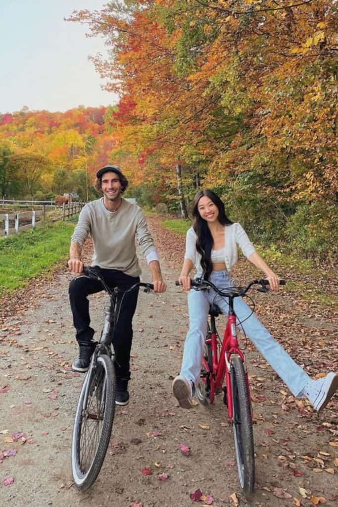 50 Fall Date Ideas That’ll Make You Hope It Never Stops Getting Cold 50 Fall Date Ideas That’ll Make You Hope It Never Stops Getting Cold