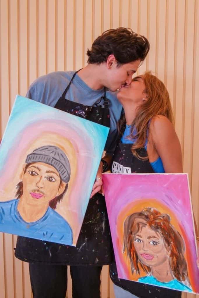 50 Cute Date Ideas for 9-5 Couples Who Are Booked, Busy But Still Obsessed with Each Other 50 Cute Date Ideas for 9-5 Couples Who Are Booked, Busy But Still Obsessed with Each Other