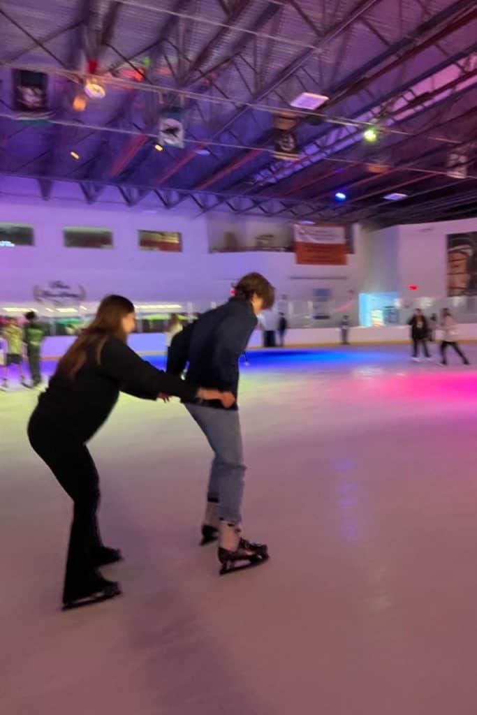 33 Super Cute Date Ideas for Teenagers That Feel Like Movie Moments 33 Super Cute Date Ideas for Teenagers That Feel Like Movie Moments