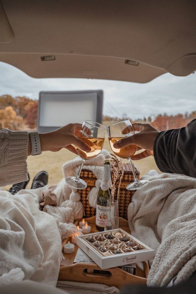 24 Car Date Ideas That Are Way More Fun Than Dinner and a Movie