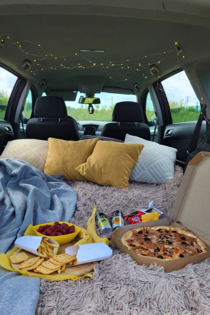 24 Car Date Ideas That Are Way More Fun Than Dinner and a Movie