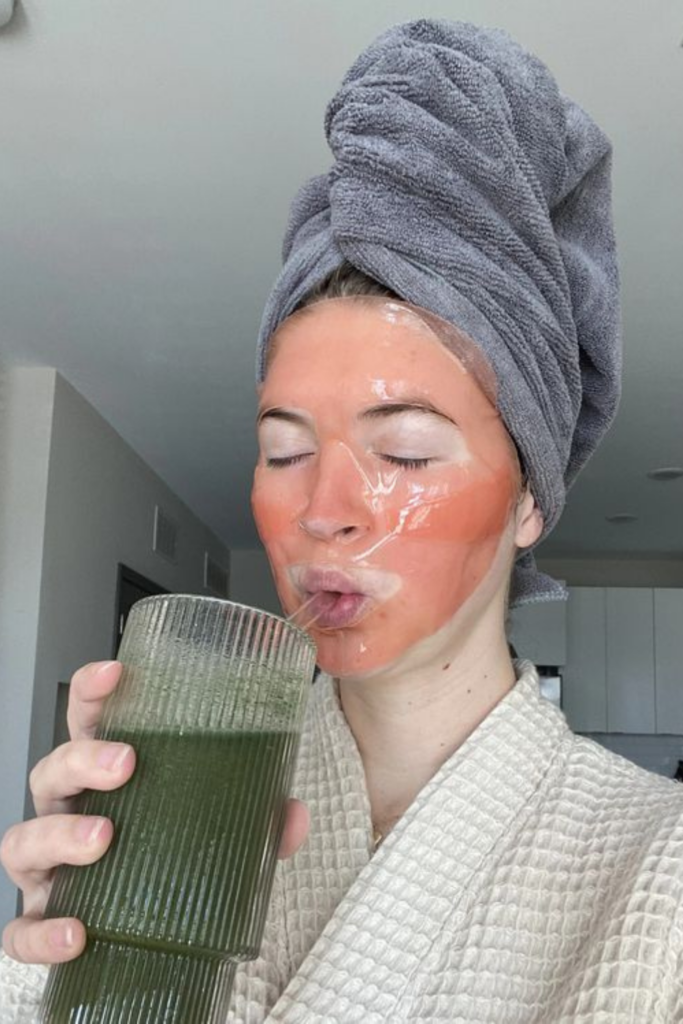 33 Everyday Habits That Might Be Aging You Without You Realizing