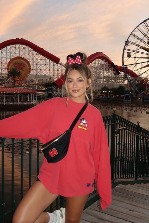 19 Disney Outfits So Perfect Even Minnie Would Approve 19 Disney Outfits So Perfect Even Minnie Would Approve