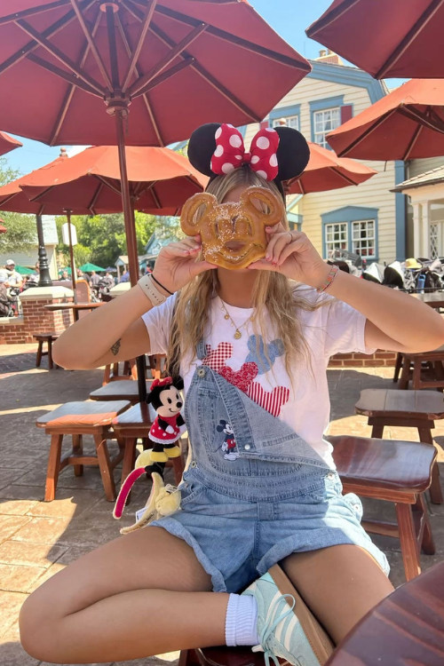 19 Disney Outfits So Perfect Even Minnie Would Approve 19 Disney Outfits So Perfect Even Minnie Would Approve