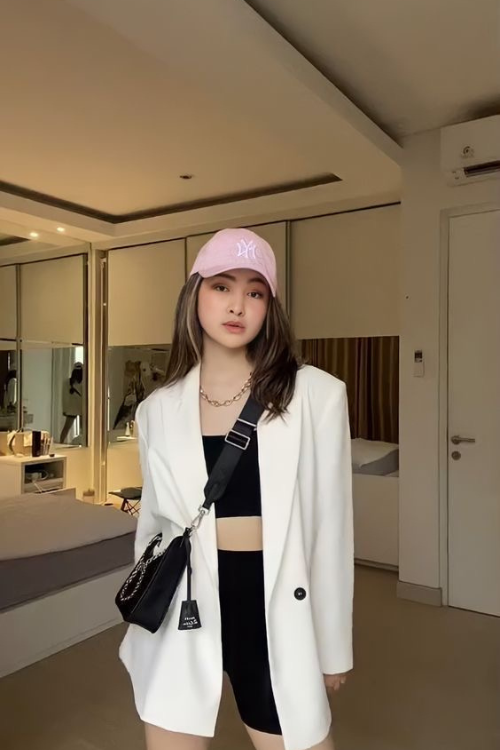 26 Boss-Girl Approved White Blazer Outfits That Instantly Look Expensive