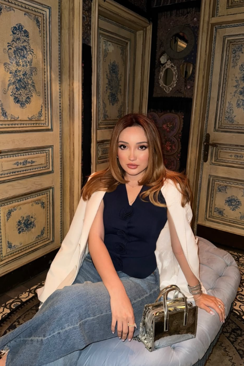 26 Boss-Girl Approved White Blazer Outfits That Instantly Look Expensive