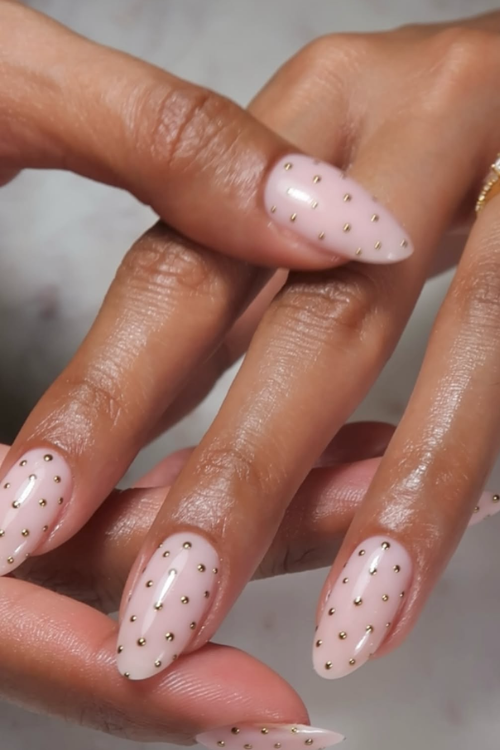 33 Polka Dot Nails That Make You Forget About French Tips